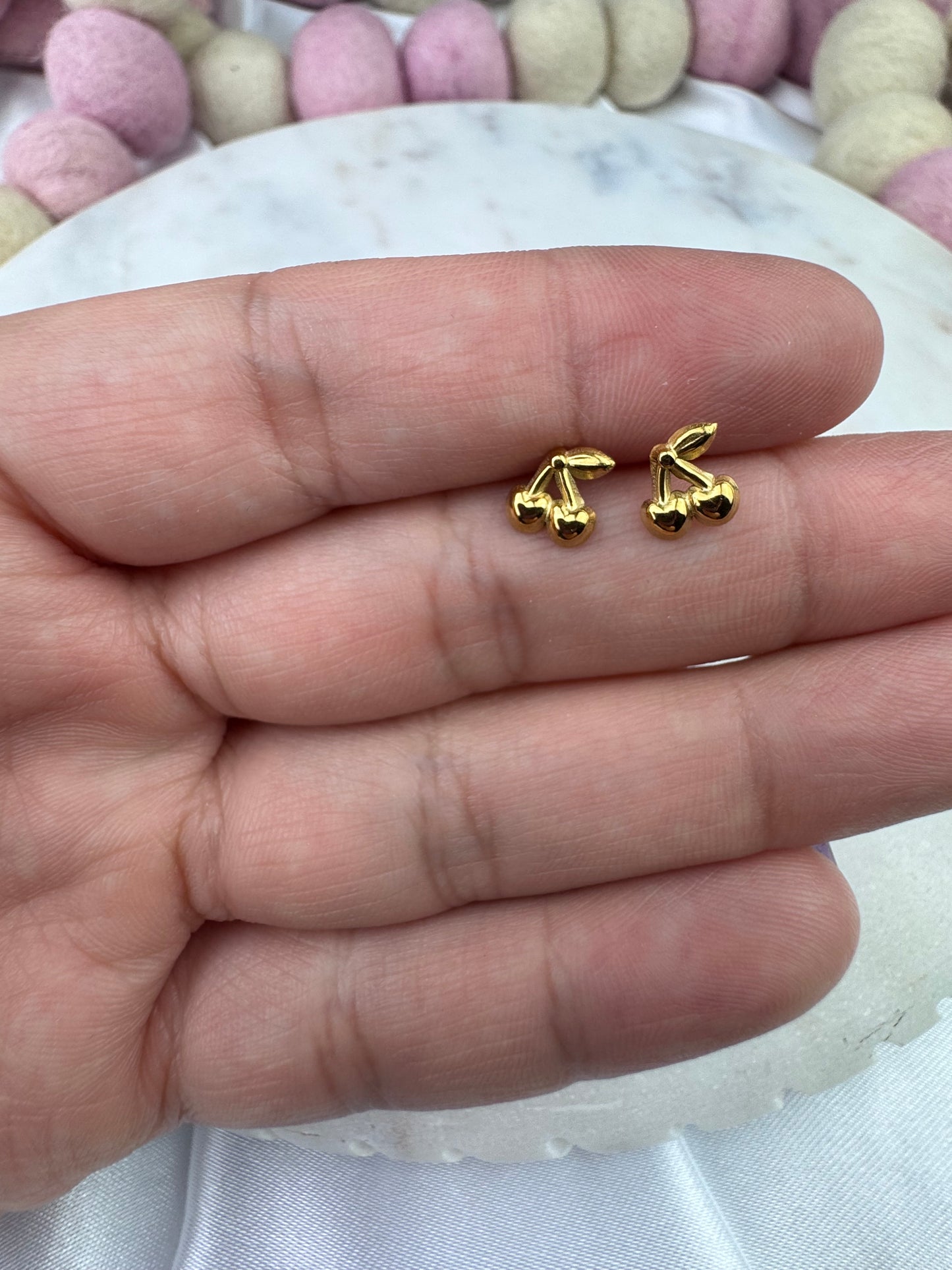 Xsmall Gold cherry earrings