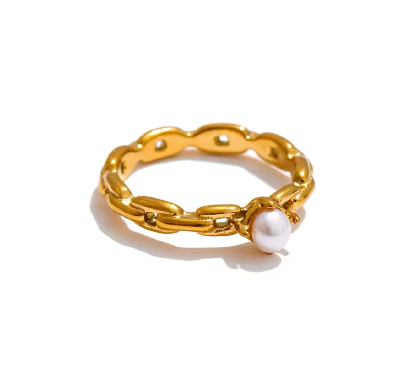 Charlotte pearl ring