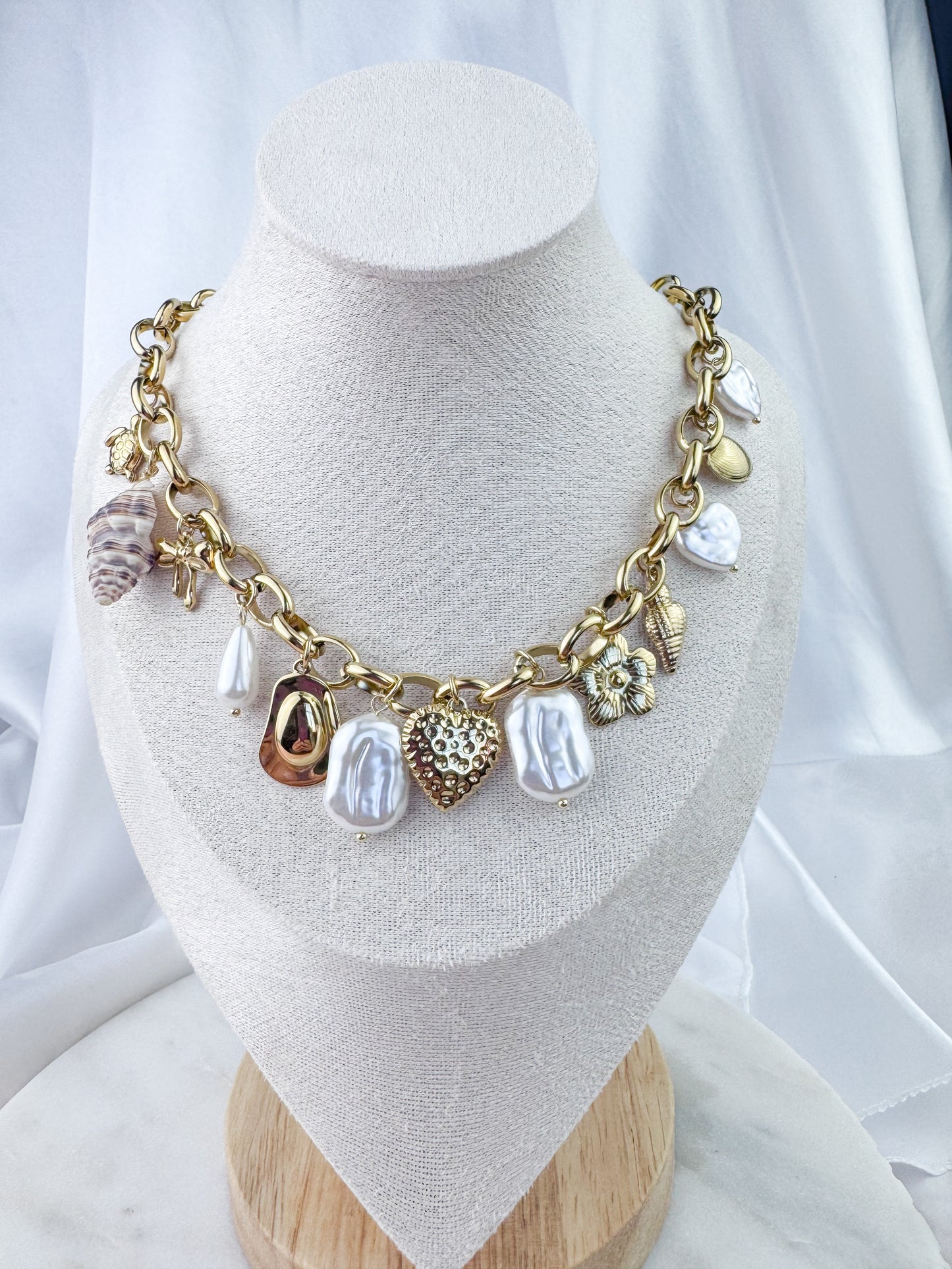 Seashell Pearl and Gold Necklace