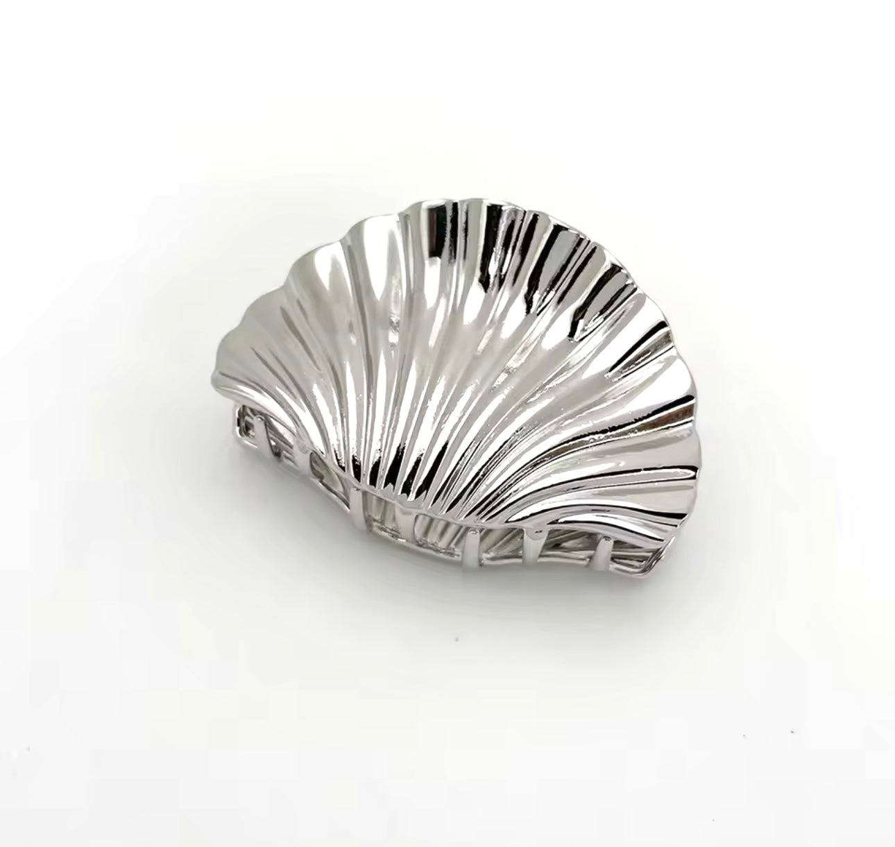 Shell Hair Clip